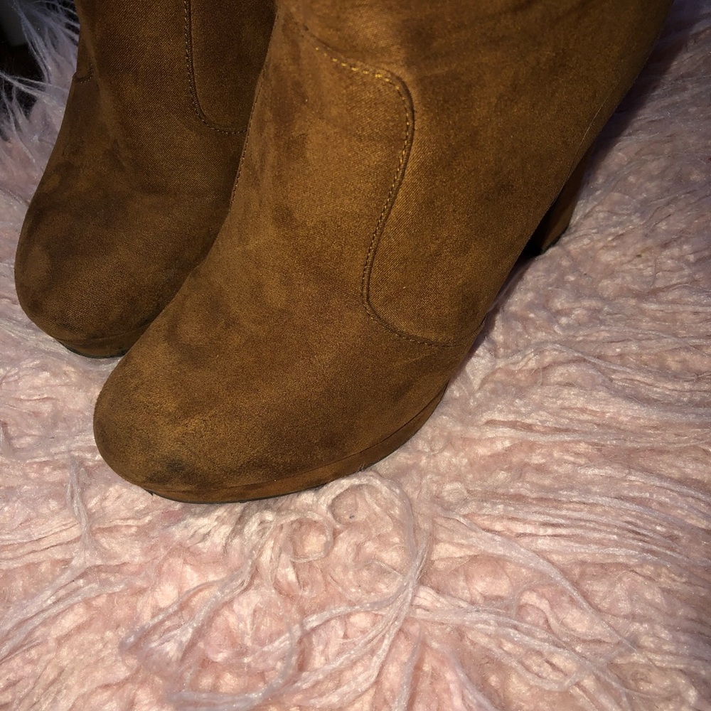 Boot heels - Picture 2 of 2
